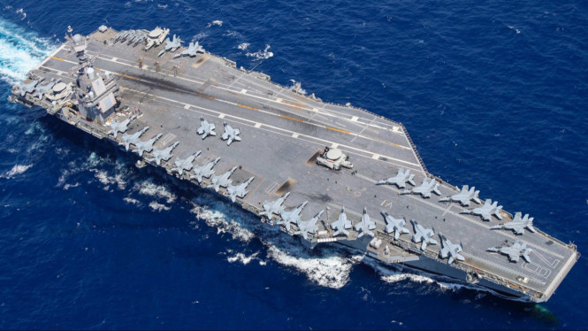 USS Gerald R. Ford (CVN-78), 1. Amerika Serikat: Tak Tertandingi, 2. China: Penantang Baru yang Agresif, Kapal induk  Fujian (Type 003), 3. Inggris: F-35B dan Queen Elizabeth-Class, HMS Queen Elizabeth, 4. Prancis: Satu-Satunya Kapal Induk Nuklir di Eropa, Kapal induk Charles de Gaulle, 5. India: Bangkit dengan Produksi Dalam Negeri, 6. Rusia: Hanya Punya Satu, Negara Lain: Kekuatan Regional dengan Ambisi Besar