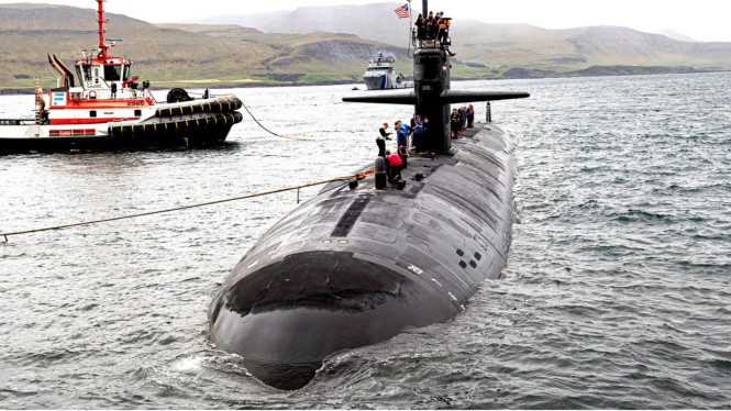 Kapal Selam Nuklir AS Tiba di Islandia, Islandia Jadi Tuan Rumah Kapal Selam Nuklir AS, Pertama Sepanjang Sejarah, Arktik, Panggung Baru Persaingan Global, Kapal Selam Serang Nuklir, Senjata Rahasia di Bawah Laut, Strategi AS dan NATO Mengakar di Kutub Utara, Apa yang Bisa Terjadi Selanjutnya?