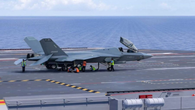 Rusia Mau Beli Jet Siluman dari China untuk Kapal Induk Baru, Rusia Lirik J-35A Milik China, Siap Gantikan Su-33, Su-75 Checkmate Masih Jadi Andalan, Tapi Masih Jauh dari Rampung, J-35A Dirancang untuk Dominasi Udara dan Serangan Presisi, F-35C Amerika Bisa Kecolongan Pasar Ekspor?, Rusia Juga Pertimbangkan Pesawat Peringatan Dini dari China, Kerja Sama Militer Rusia-China Kian Menguat