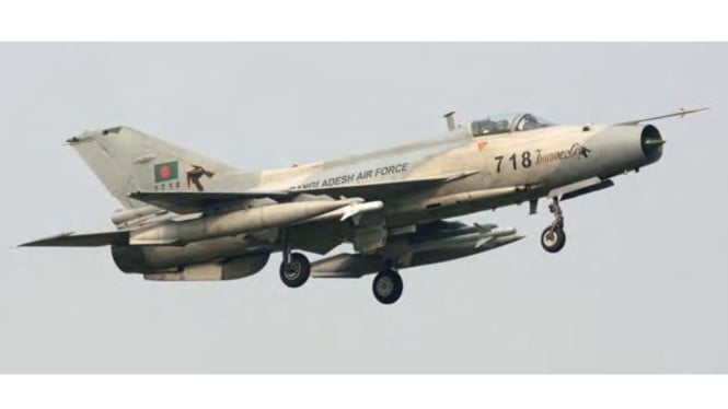 Jet tempur F-7 BGI, Asal-Usul dan Evolusi Teknologi, Tampilan Tua, Isi Futuristik, Radar Tempur Buatan Lokal, Dilengkapi Beragam Sistem Persenjataan, Irit Operasional, Lincah di Udara, Namun Tetap Ada Keterbatasan, Strategi Cerdas Tiongkok, Satu-Satunya Pengguna Aktif