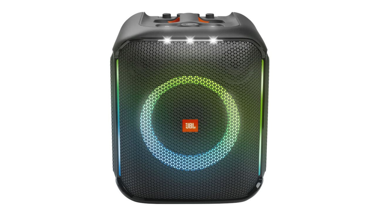 1. Soundcore Anker Mini 3: Kecil Tangguh, Suaranya Gemuruh, 2. ION Audio Sport XL: Juara Daya Tahan, 3. JBL PartyBox Encore: Pesta Meriah di Mana Saja, 4. JBL Charge 5: Raja Suara, Juara Bass