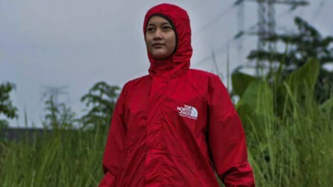 Jas Hujan  The North Face, Jas Hujan Avtech , Jas Hujan Eiger , Jas Hujan Respiro , Jas Hujan Jack Wilfskin , Sun Flower , jas HUjan Axio , Jas Hujan  The North Face  