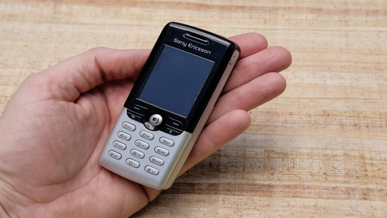 Sony Ericsson T610, Sony Ericsson T68i , Sony Ericsson W550i , Sony Ericsson W810 , Sony Ericsson K750 , Sony Ericsson K800 , Sony Ericsson Aspen , Sony Ericsson Xperia X8 , Sony Ericsson P800 , Sony Ericsson T610 , Sony Ericsson S700 , Sony Ericsson W800i 