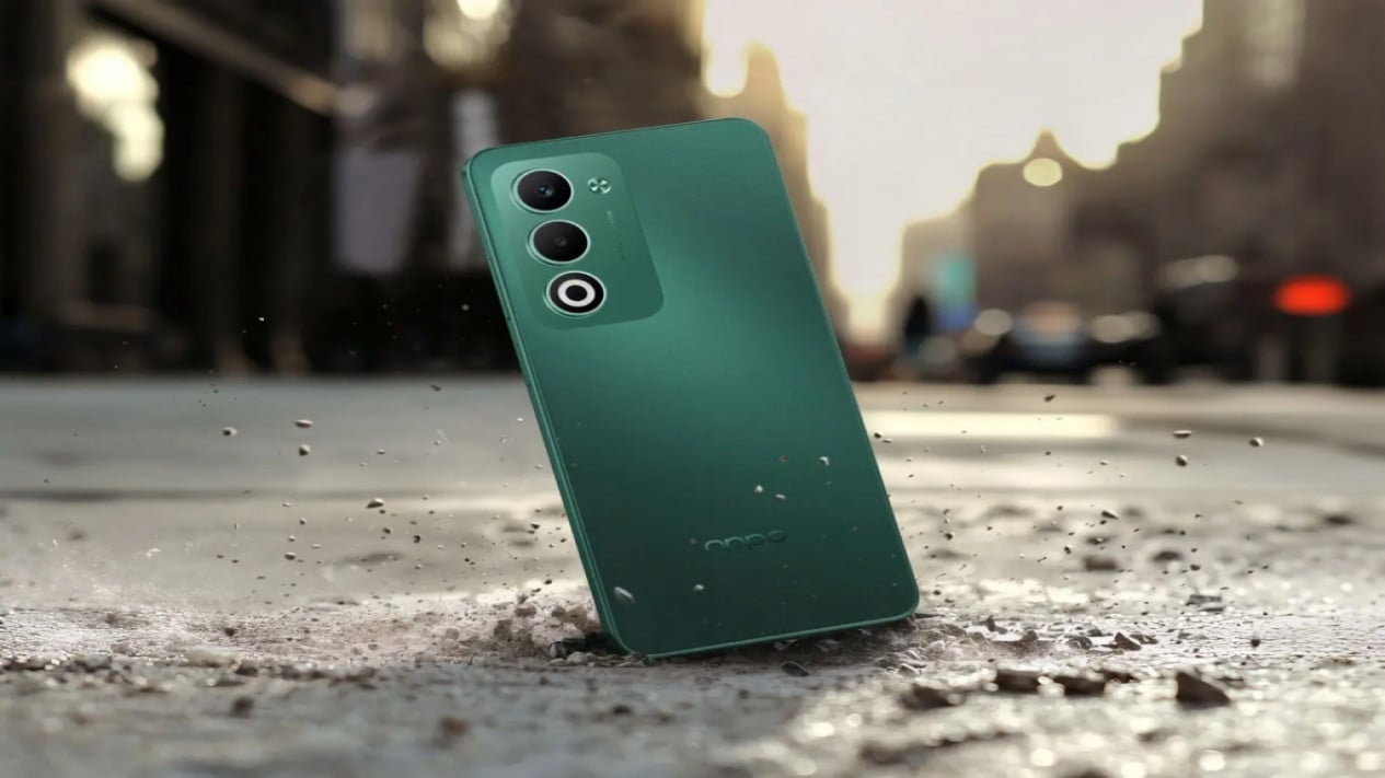 A5#oppo, Desain Kuat, Tahan Air dan Debu, Layar 120Hz yang Responsif, Performa Didukung Dimensity 6300 dan RAM Besar, Baterai 6.000mAh dan Pengisian Cepat 45W, Kamera Ganda 50MP dan Selfie 8MP, Konektivitas Lengkap dan Sensor Samping, Harga dan Ketersediaan