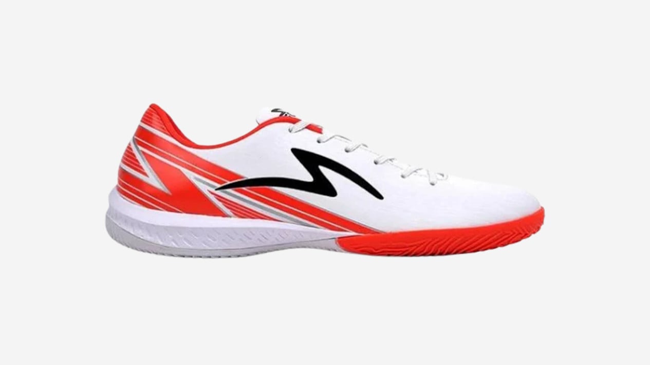 Specs Accelero, 5 Rekomendasi Sepatu Lari Terjangkau yang Patut Anda Lirik di 2025, Decathlon Kalenji , Specs Accelero , New Balance Arishi V4 , Puma Axelion Knit , Adidas Duramo SL 2.0 , Tips Memilih Sepatu Lari Terjangkau