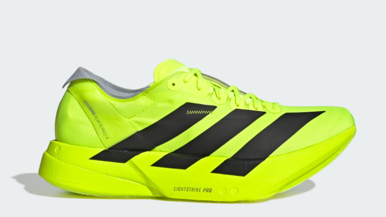 Adidas Adizero Adios Pro 4, Rekomendasi Sepatu Lari Maraton Terbaik 2025, Nike Vaporfly 3 , Adidas Adizero Adios Pro 4 , Saucony Kinvara Pro , Hoka Cielo X1 , New Balance FuelCell SuperComp Elite v4 , Tips Memilih Sepatu Maraton yang Tepat