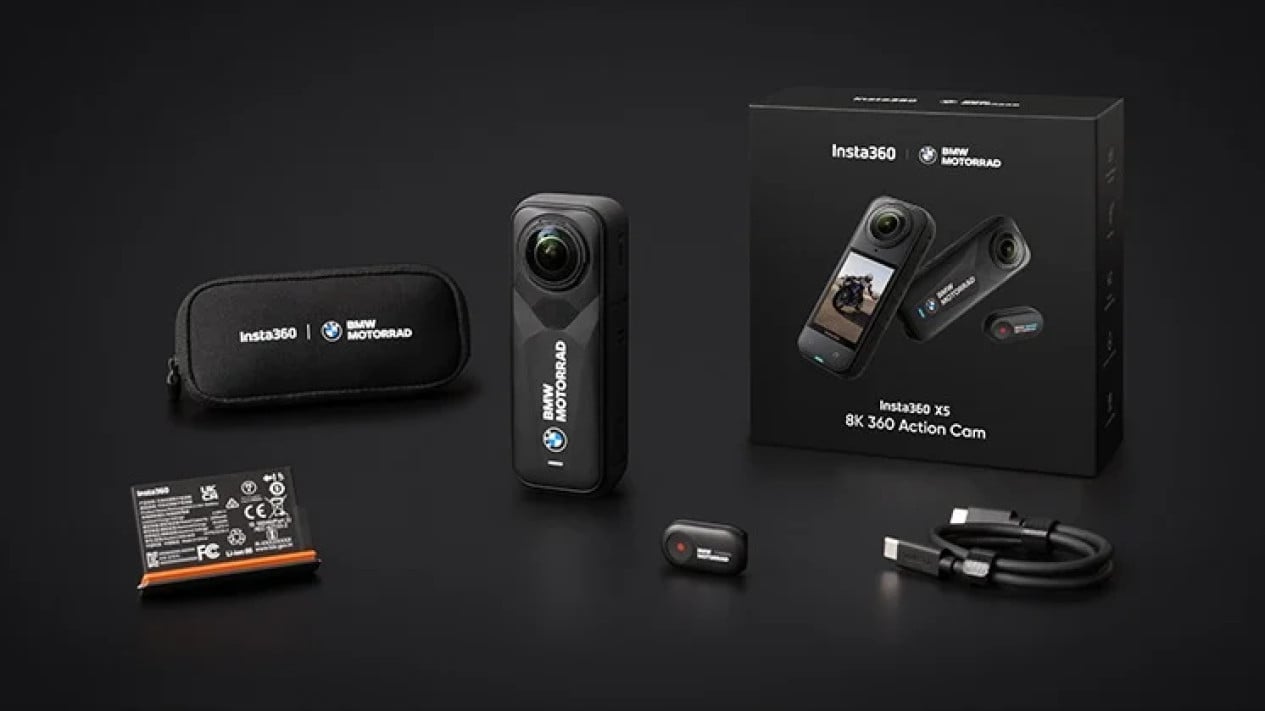 kamera#insta360, Desain Eksklusif Bergaya BMW, Rekam Video 360° 8K dengan Stabilisasi Canggih, Remote Mini Khas BMW: Praktis dan Aman, Baterai Lebih Tahan Lama, Cocok untuk Segala Cuaca, Ketersediaan dan Harga