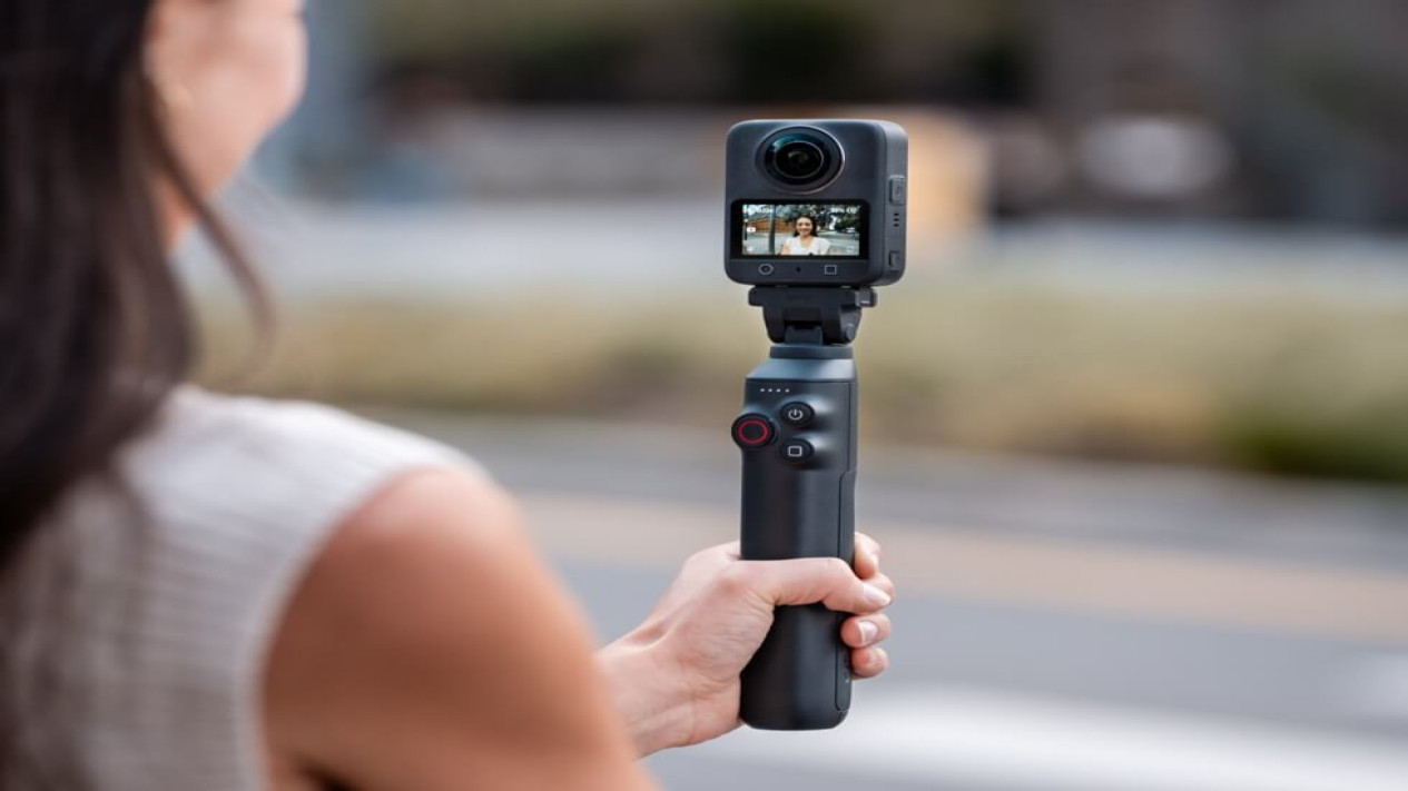 osmo#dji, Menjawab Kebutuhan Visual Masa Kini, Rekaman Video Panorama 8K Hingga 50fps, Bodi Ringan, Performa Tangguh, Penyimpanan Lega dan Audio Canggih, Beragam Fitur Kreatif, Harga dan Ketersediaan, Langkah DJI yang Lebih Besar