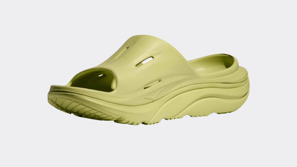 HOKA Ora Recovery Slide 3, Mengapa Sepatu HOKA Begitu Istimewa untuk Jalan Kaki?, 10 Rekomendasi Sepatu HOKA Terbaik 2025 (Beserta Estimasi Harga), HOKA Bondi 8 , HOKA Clifton 9 , HOKA Arahi 7 , HOKA Kawana 2 , HOKA Transport , HOKA Mach 6 , HOKA Gaviota 5 , HOKA Anacapa 2 Low GTX , HOKA Solimar , HOKA Ora Recovery Slide 3 , Tips Tambahan: Cara Memilih Sepatu HOKA yang Tepat