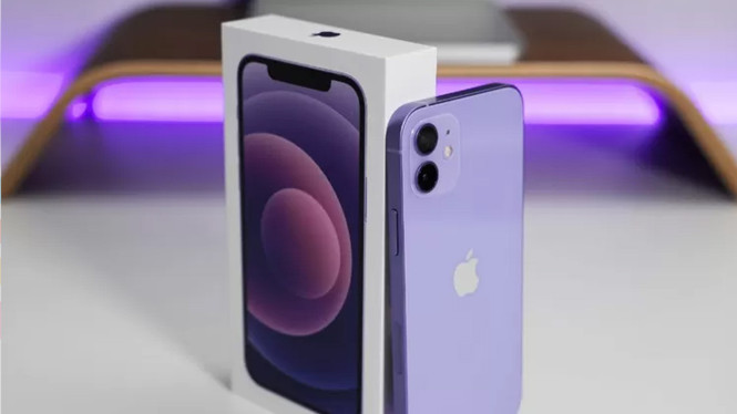 iPhone yang Harganya di Bawah Rp 7Juta, 1. iPhone 6s Plus: Nostalgia Layar Besar, 2. iPhone 7: Pilihan Hemat dengan Performa Teruji, 3. iPhone SE 2020: Si Mungil Bertenaga, 4. iPhone 11: Kamera Ganda dan Performa Andal