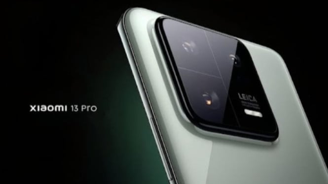 7 HP dengan Stabilizer Kamera Terbaik 2024, Video Stabil Tanpa Goyang, 1. Samsung Galaxy S23 Ultra, 2. Apple iPhone 14 Pro, 3. Google Pixel 7 Pro, 4. Xiaomi 13 Pro, 5. Sony Xperia 1 V, 6. OnePlus 11, 7. Oppo Find X5 Pro