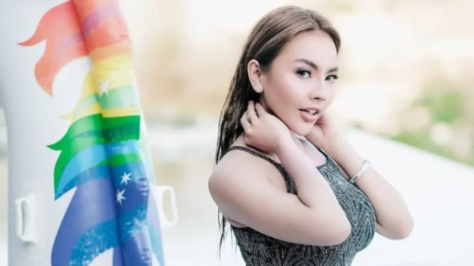 Heboh Link Video Syur Lisa Mariana 4 Menit 28 Detik dan 6 foto vulgar. Fakta Mengejutkan!, Detil Video Viral yang Menghebohkan, Analisis Forensik Digital Roy Suryo, Bantahan Terkait Keterlibatan Ridwan Kamil, Dampak pada Reputasi Digital Lisa Mariana, Langkah Hukum yang Dapat Ditempuh, Respons Komunitas Selebgram, Antisipasi Penyebaran Konten Negatif