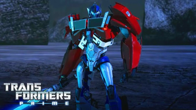 Robot Optimus Prime Tiba-tiba Nongol, Ikuti Panduan Ini di Sakura School Simulator!
