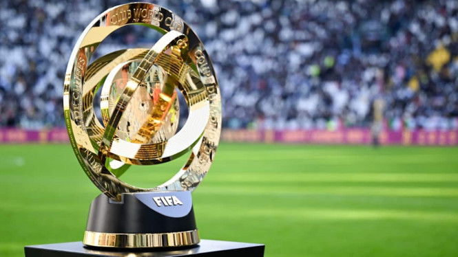 Piala Dunia Antarklub 2025 Resmi Digelar, Ini Jadwal dan Cara Nonton Gratis!, Format Baru Piala Dunia Antarklub 2025, Daftar Tim Peserta dan Pembagian Grup, Jadwal Lengkap Pertandingan Piala Dunia Antarklub 2025, Cara Nonton Gratis Piala Dunia Antarklub 2025, Streaming Resmi di Aplikasi DAZN, Langkah Mudah Nonton Gratis di DAZN, Mengapa Piala Dunia Antarklub 2025 Layak Ditonton?, Kesimpulan