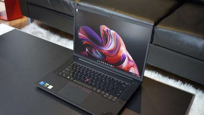 Daftar ThinkPad Terbaik Buat Kreator Konten dan Editor Video Kekinian, ThinkPad X1 Extreme Gen 5: Powerhouse untuk Editor Profesional, ThinkPad P1 Gen 6: Workstation dalam Bentuk Laptop, ThinkPad T16 Gen 2: Kuat dan Hemat Tanpa Menyita Kantong, ThinkPad L14 Gen 4: Teman Baik Bagi Editor Pemula