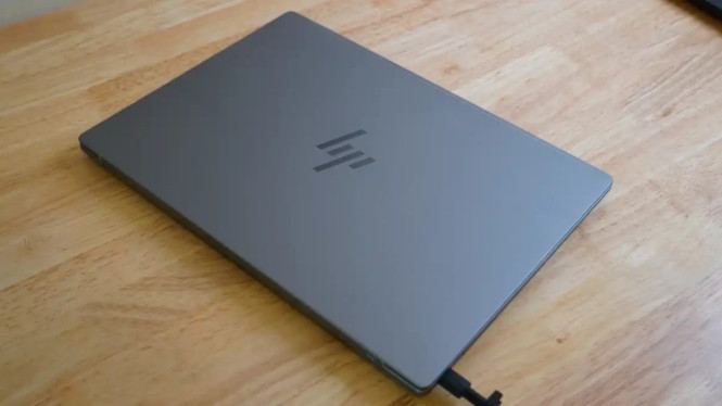 HP OmniBook Ultra Flip 14: Laptop Tipis dengan Performa Tangguh, Desain Praktis untuk Aktivitas Sehari-hari, Layar yang Memukau dengan Resolusi 2.8K, Otot Kuat: Prosesor Intel Core Ultra Baru, Kapasitas Besar dengan Penyimpanan Luas, Grafis, Kamera, dan Audio Terbaik, Koneksi Cepat dan Port Minimalis yang Fungsional, Baterai Tahan Lama Hingga Sehari Penuh