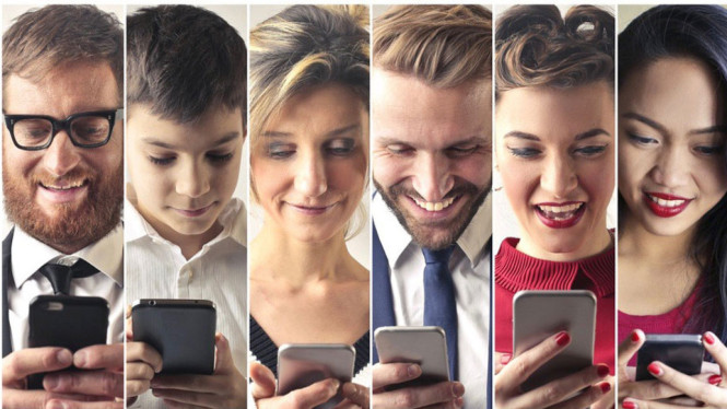 Inilah Tips Memilih Smartphone Ideal Sesuai Kebutuhanmu!, Desain Stylish untuk Penampilan Premium, Daya Tahan Ekstrem, Siap Menghadapi Segala Medan, Daya Tahan Baterai yang Bikin Tenang Sepanjang Hari, Ceklist Penting Sebelum Beli Smartphone