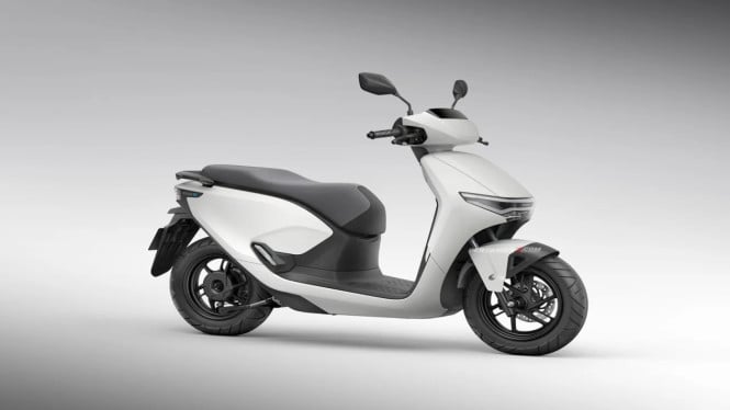 CUV e Standar: Diskon Paling Fantastis, CUV e Standar: Diskon Paling Fantastis, CUV e RoadSync Duo: Jangkauan Lebih Panjang, Harga Terpangkas, EM1 e: Sahabat Komuter Harian, Icon e: Gerbang Termurah ke Dunia EV Honda, Membandingkan Keempat Model, Hal‑Hal yang Wajib Dicek Sebelum Membeli, Rekomendasi Berdasarkan Profil Pemakai, Momentum Emas Beralih ke Motor Listrik