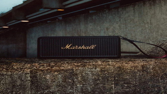 Marshall Middleton II Resmi Meluncur, 1. Suara 360 Derajat dengan True Stereophonic, 2. Tahan Air dan Debu dengan Peringkat IP67, 3. Kontrol Langsung Tanpa Ribet, 4. Baterai Super Tahan Lama hingga 30 Jam, 5. Berfungsi sebagai Power Bank, 6. Koneksi Fleksibel: Bluetooth 5.3 dan AUX, 7. Aplikasi Pendamping Marshall Bluetooth, 8. Desain Elegan dan Pilihan Warna Stylish