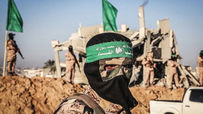 Mengapa Hamas Sulit Ditaklukkan?, 1. Jaringan Terowongan Rahasia di Bawah Gaza, 2. Taktik Perang Gerilya yang Sulit Dilawan, 3. Dukungan dari Warga Gaza Sendiri, 4. Senjata dan Roket Buatan Lokal, 5. Mobilisasi Cepat dan Tersebar, 6. Kepadatan Gaza Jadi Keuntungan Strategis, 7. Peran Opini Publik Internasional, 8. Dukungan dari Negara dan Kelompok Eksternal, 9. Faktor Ideologi dan Agama, 10. Israel Tak Punya Tujuan Jelas terhadap Hamas