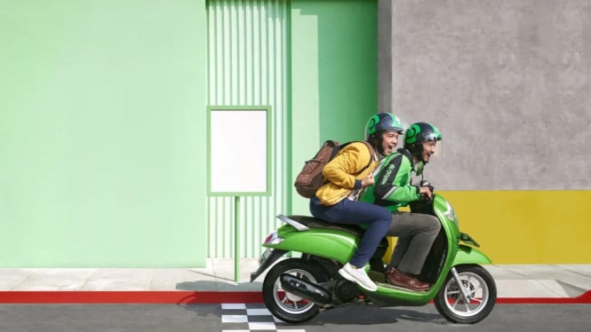 Offbid Massal Ribuan Driver Ojol 21 Juli: Demo Ojol Terbesar Tahun Ini Kepung Istana Jakarta, Alasan dan Tuntutan Aksi 217, Dampak Langsung ke Pengguna Transportasi Online, Komitmen untuk Aksi Lanjutan, Titik Lokasi dan Pengamanan, Sikap Driver, Pemerintah, dan Aplikator, Penutup: Momentum Perubahan Transportasi Online Indonesia?