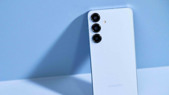 Galaxy S26 Pro Bocor, Apakah Ini Tandanya Akhir dari Model Galaxy S Reguler?, Perubahan Nama, Apakah Hanya Soal Label?, Reposisian Model dan Hierarki Baru, Fokus pada Daya Tarik Premium di Semua Model, Apa Artinya Bagi Konsumen?, Kesimpulan: