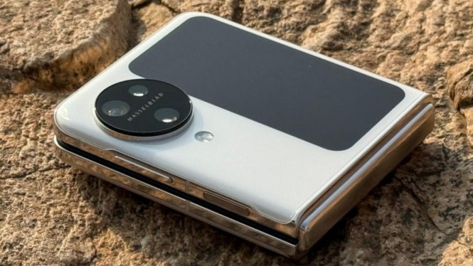 Oppo Siapkan Penerus Find N3 Flip? Simak Detailnya di Sini!, Oppo Find N6: Ponsel Lipat Pertama dengan Snapdragon 8 Elite 2, Oppo Find N6 Flip: Kembalinya Era Ponsel Lipat Mini, Mengapa Oppo Find N6 Flip Penting untuk Pasar Ponsel Lipat?, Kesimpulan: