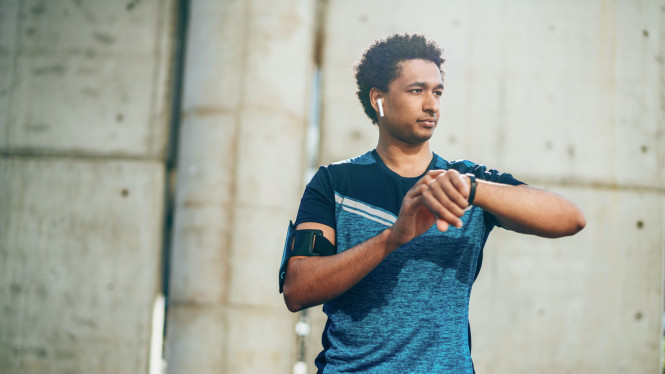 Smartwatch Terbaik, Fitur Wajib Smartwatch Marathon, Rekomendasi Smartwatch Terbaik untuk Marathon, Pilih Smartwatch yang Tepat untuk Anda, Menuju Garis Finis dengan Percaya Diri