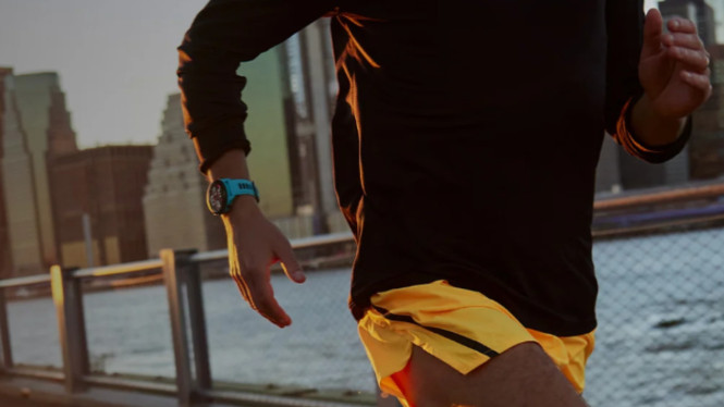 Smartwatch Garmin Terbaik, 1. Garmin Forerunner 265: Si Serba Bisa yang Bikin Semangat, 2. Garmin Forerunner 55: Juara untuk Pemula, 3. Garmin Forerunner 965: Raja untuk Pelari Pro, 4. Garmin Forerunner 165: Pendatang Baru yang Menjanjikan, 5. Garmin Fenix 7: Petualang Tangguh untuk Maraton Ekstrem