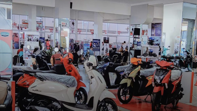 Trik Jitu Dapat Motor Bekas Berkualitas dengan Budget Pas-Pasan Rahasia Para Dealer, 1. Tentukan Anggaran Sejak Awal, 2. Pilih Model dan Tahun Produksi yang Tepat, 3. Periksa Kondisi Fisik dan Mesin, 4. Cek Kelengkapan Surat, 5. Bandingkan Harga di Banyak Tempat, 6. Manfaatkan Waktu untuk Menawar, 7. Fokus pada Kualitas, Bukan Kecepatan