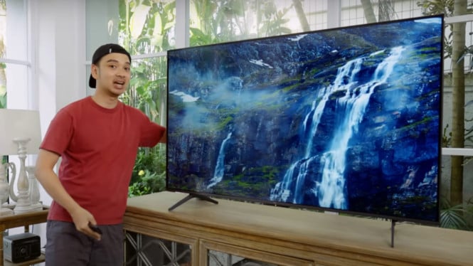 TCL C6K, Kualitas Gambar TCL Mini LED yang Mengejutkan Mata, Bukan Sekadar Smart TV Biasa, Performa Gesit dan Audio Mantap, Pengalaman TV Gaming yang Bikin Betah, Apakah Review TCL C6K Ini Merekomendasikannya?