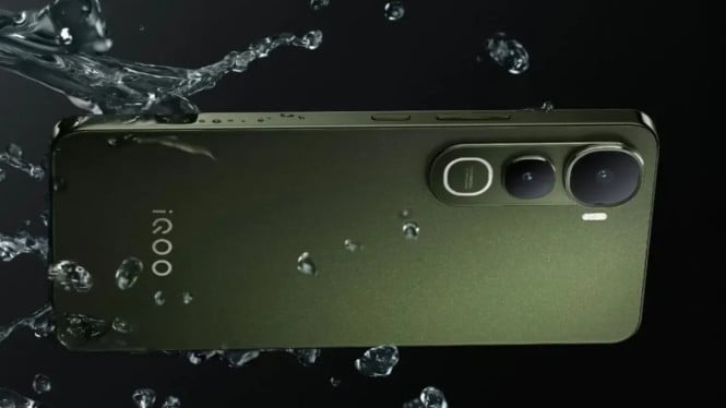 Kenapa vivo Y400 4G Lebih Mahal dari iQOO Z10 Lite Padahal Spesifikasinya Sama?, 1. Performa Identik dengan Prosesor Octa-Core dan RAM Besar, 2. Layar Luas dengan Refresh Rate Tinggi dan Kamera Utama Sony, 3. Baterai Jumbo dengan Pengisian Daya Cepat, 4. Ketahanan Ekstrem dengan Sertifikasi IP68 dan IP69, 5. Perbedaan Utama: Harga Resmi