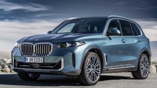 BMW X5 Bekas Tahun 2020 Hanya Rp 750 Jutaan, Cocok untuk Budget Terbatas!, Desain Eksterior yang Memukau, Interior Mewah dan Teknologi Canggih, Performa Mesin yang Handal, Fitur Keamanan dan Keselamatan, Kisaran Harga Pasaran, Kesimpulan: