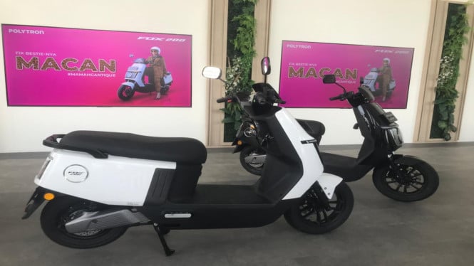 Polytron Fox 200, Performa Andal untuk Mobilitas Perkotaan, Fitur Cerdas: Fox Alert untuk Navigasi, Desain Kompak untuk Kehidupan Sehari-Hari, Cruise Control: Berkendara Lebih Nyaman, Hemat Biaya, Tinggalkan BBM, Ruang Penyimpanan Luas dan Berguna, Motor Listrik Terjangkau dan Fungsional