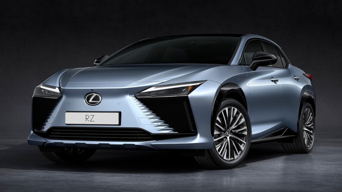 Mobil listrik seperti Lexus RZ 450e, Kondisi Mobil Pasca Kerusuhan, Estimasi Biaya Perbaikan, Mengapa Bisa Sangat Mahal?, Perbandingan dengan Harga Mobil, Masih Menunggu Kepastian Biaya Resmi