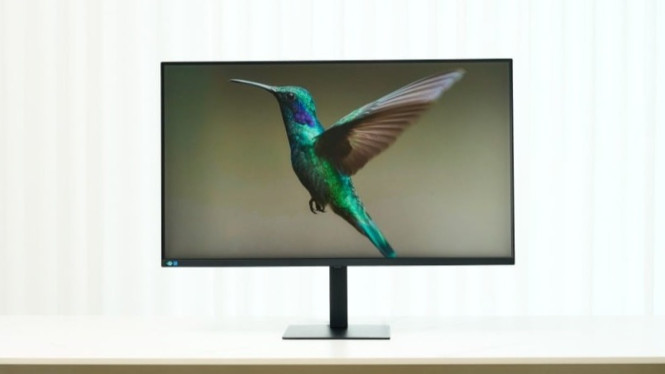 Monitor Samsung ViewFinity S8 37-Inch Hadir dengan Fitur Premium untuk Produktivitas Maksimal!, Spesifikasi dan Kelebihan Samsung ViewFinity S8 37-Inch, Lebih Banyak Ruang untuk Produktivitas, Kenyamanan Pengguna Terjamin, Fitur Multitasking dan Konektivitas, KVM Switch untuk Kontrol Mudah, Port USB-C dengan Daya Hingga 90W, Desain Ergonomis untuk Kenyamanan Optimal, Peluncuran Lainnya: Odyssey G7 Gaming Monitor, Kesimpulan: