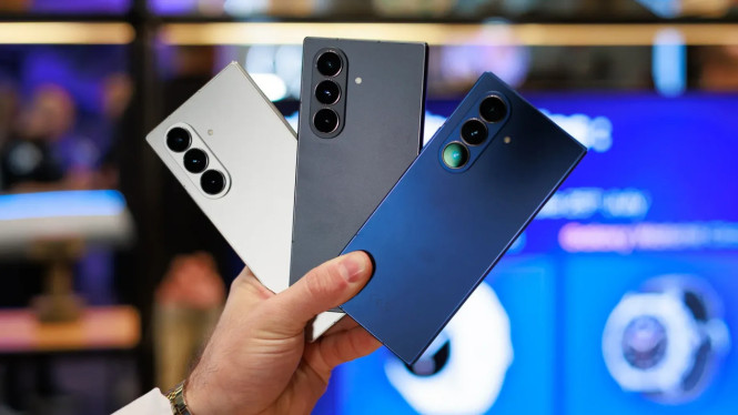 Galaxy Z Fold 7 Laku Keras, Samsung Siapkan 6,1 Juta Unit Foldable Smartphone!, Kenaikan Permintaan Membuat Samsung Tingkatkan Target, Target Pengiriman Total 6,1 Juta Unit Foldable Smartphone, Faktor Keberhasilan Galaxy Z Fold 7, Apa Selanjutnya untuk Samsung?, Kesimpulan: