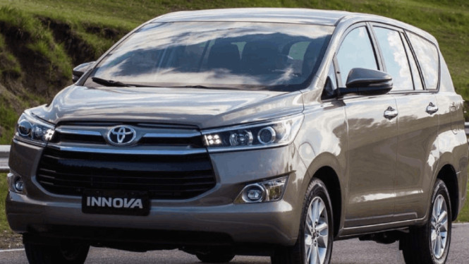 Ingin Beli Mobil Bekas? Ikuti Tips Ini Agar Tidak Salah Pilih!, Tips dari Ahli: Jangan Datang Sendirian Saat Melihat Unit, Manfaat Inspeksi Menyeluruh oleh Showroom Profesional, Tips Mudah untuk Pembeli Pemula, Kenapa Harga Murah Bukan Segalanya?, Kesimpulan: Investasi yang Aman dengan Persiapan Matang