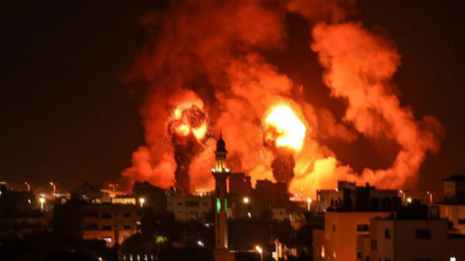 Gaza City Terbakar Akibat Serangan Israel, Warga Palestina Derita Kelaparan!, Dampak Serangan ke Gaza City, Saksi Mata: Keadaan Mengejutkan di Gaza, Reaksi Dunia Internasional, Kesimpulan: