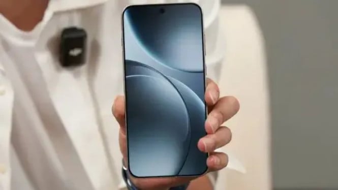 OPPO Find X9 Series Hadir dengan Baterai Raksasa 7.500mAh, Begini Spesifikasinya!, Peningkatan Utama di OPPO Find X9 Series, Kapasitas Baterai Besar namun Tetap Ramping, Desain Premium dengan Teknik Cold Carving, Layar dengan Bezel Super Tipis, Spesifikasi Teknis Lainnya, Performa dan Pengisian Daya, Kamera Periskop dengan Resolusi 200MP, Peluncuran Resmi dan Kompetisi dengan iPhone 17 Series, Kesimpulan: