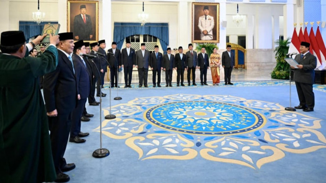 Reshuffle Ketiga Prabowo, PDI-P Ditarik Keluar dari Pemerintahan!, Spekulasi Kerenggangan Antara Prabowo dan PDI-P, Bagaimana Hubungan Prabowo dan Megawati Saat Ini?, Apakah Ini Awal Era Baru dalam Politik Nasional?, Kesimpulan: