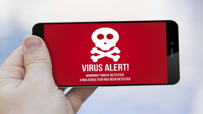 HP Anda Bisa Diretas Tanpa Disadari! Kenali 12 Tanda Serangan Virus Sekarang!, 1. Kinerja HP Menurun Drastis, 2. Baterai Cepat Habis dan HP Terasa Panas, 3. Muncul Iklan Pop-up Secara Tiba-tiba, 4. Penggunaan Data Internet Meningkat Secara Tidak Wajar, 5. Aplikasi Tidak Dikenal Muncul Tanpa Diinstal, 6. Aktivitas Mencurigakan di Akun Online, 7. Panggilan dan SMS Keluar Tanpa Diketahui, 8. Kamera dan Mikrofon Aktif Tanpa Izin, 9. Pengaturan HP Berubah Sendiri, 10. File dan Data Hilang atau Berubah, 11. HP Sering Restart atau Mati Sendiri, 12. Muncul Notifikasi Keamanan Palsu