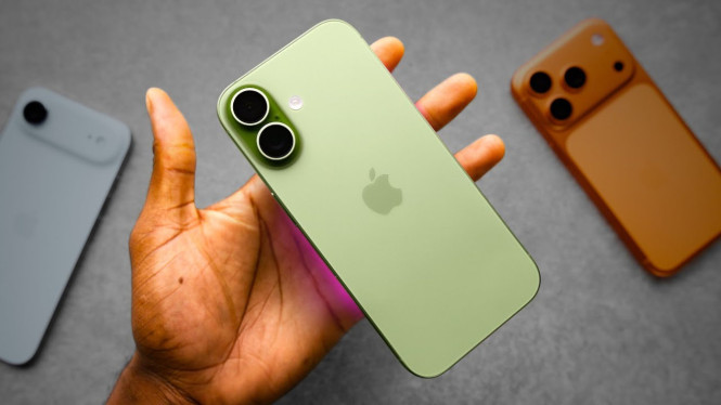 iPhone 17