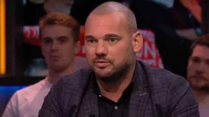 Wesley Sneijder, Tekanan Suporter Dinilai Sebagai Hal Wajar, Reaksi Keras dari Suporter Garuda, Sneijder: Kekalahan Ini Pukulan Berat Bagi Semua, Pelajaran Penting untuk Sepak Bola Indonesia