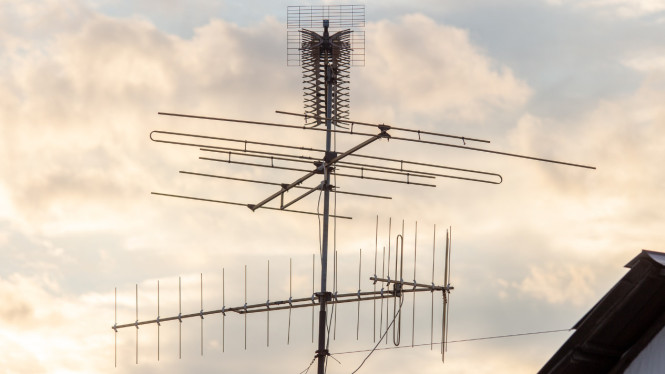 Antena TV Digital Terbaik, 1. Intra INT-555DGT, 2. Toyosaki AIO 220, 3. PF Digital HDU-25, 4. Sanex WA-950TG, 5. PX HDA-5600, 6. Taffware HDU-19, 7. Philips SDV8622/12