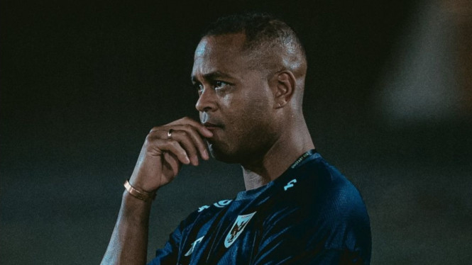Patrick Kluivert, Kontrak Panjang Shin Tae-yong Jadi Beban Berat PSSI, Patrick Kluivert, 10 Bulan dan Biaya Puluhan Miliar, Total Kompensasi Menembus Rp100 Miliar, PSSI Didorong Lebih Selektif Soal Kontrak Pelatih
