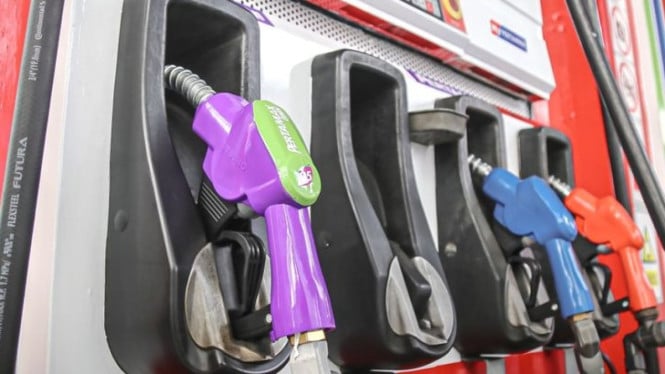 Benarkah Bioetanol Bisa Sebabkan Korosi di Tangki Bahan Bakar Mobil? Ini Jawabannya!, Anggapan Umum tentang Korosi Akibat Etanol, Faktor yang Mempengaruhi Korosi dalam Sistem Bahan Bakar, Pengalaman Global dengan Bioetanol, Keunggulan Bioetanol bagi Lingkungan, Tantangan Produksi Bioetanol di Indonesia, Solusi untuk Masalah Korosi, Kesimpulan: