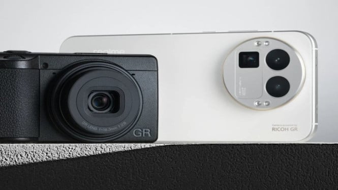 Realme GT8 Resmi Meluncur, Kolaborasi Kamera Ricoh GR yang Canggih, Desain Premium dengan Tiga Pilihan Warna, Ditenagai Snapdragon 8 Elite, Layar Cerah 2K dengan Refresh Rate 144Hz, Baterai Besar 7000mAh dan Pengisian Cepat 100W, Fitur Tambahan dan Sistem Operasi Terbaru, Harga dan Varian di Pasar Tiongkok