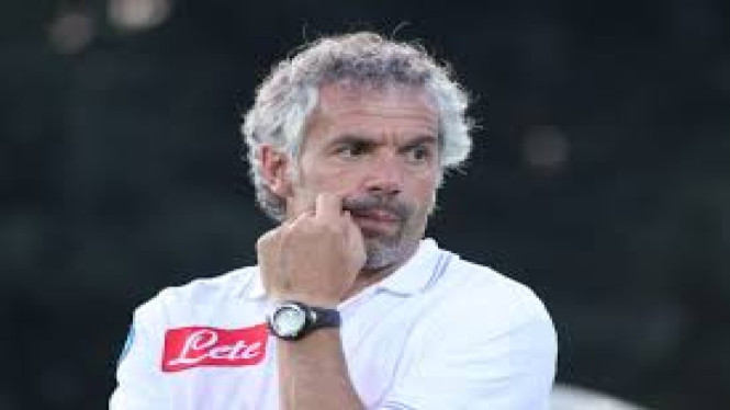 Roberto Donadoni, Tiga Nama Besar Tanpa Klub, Jejak Karier Roberto Donadoni: Dari Italia ke Asia, Juan Carlos Osorio: Ahli Strategi dari Amerika Latin, Oscar Garcia: Sentuhan Spanyol yang Modern, Peluang Melatih Timnas Indonesia