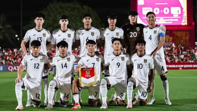 Tanpa Daya Melawan Brasil, Garuda Muda Terancam Gugur di Fase Grup, Babak Pertama: Brasil Langsung Menggila, Indonesia Kewalahan Sejak Menit Awal, Babak Kedua: Upaya Bangkit Gagal, Brasil Tutup Pesta dengan Gol ke-4, Analisis Taktik: Di Mana Letak Kegagalan Garuda Muda?, Klasemen Grup H: Indonesia Terancam Gugur, Respons Nova Arianto: Antara Pasrah dan Apresiasi, Peluang Terakhir: Harapan di Laga Lawan Republik Ceko, Kesimpulan: Kekalahan Pahit, Tapi Bukan Akhir dari Segalanya